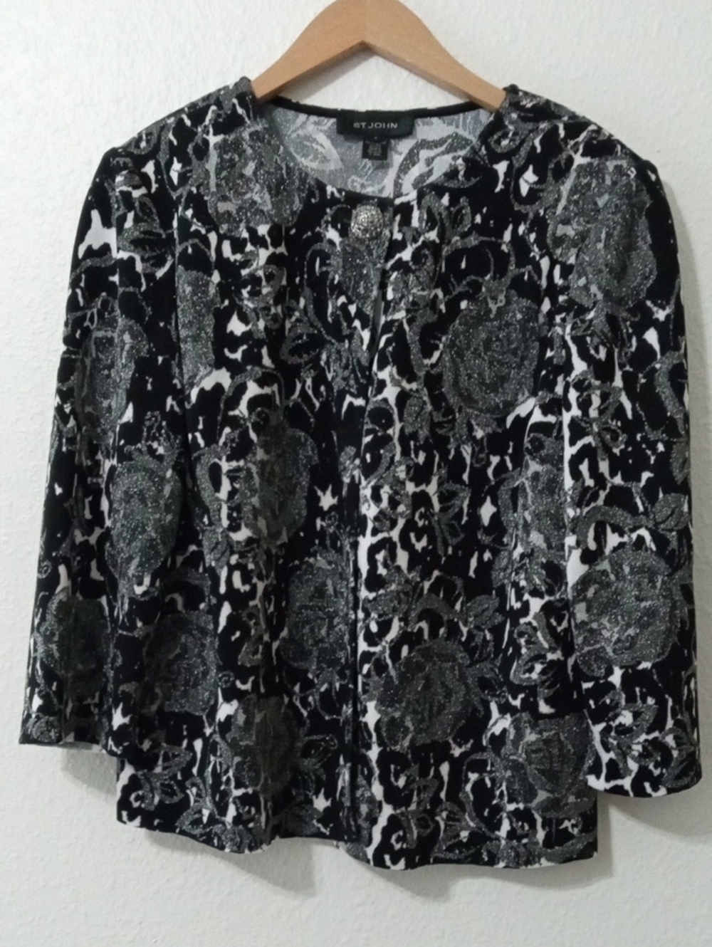 St. John Jacket - Picture 2 of 9